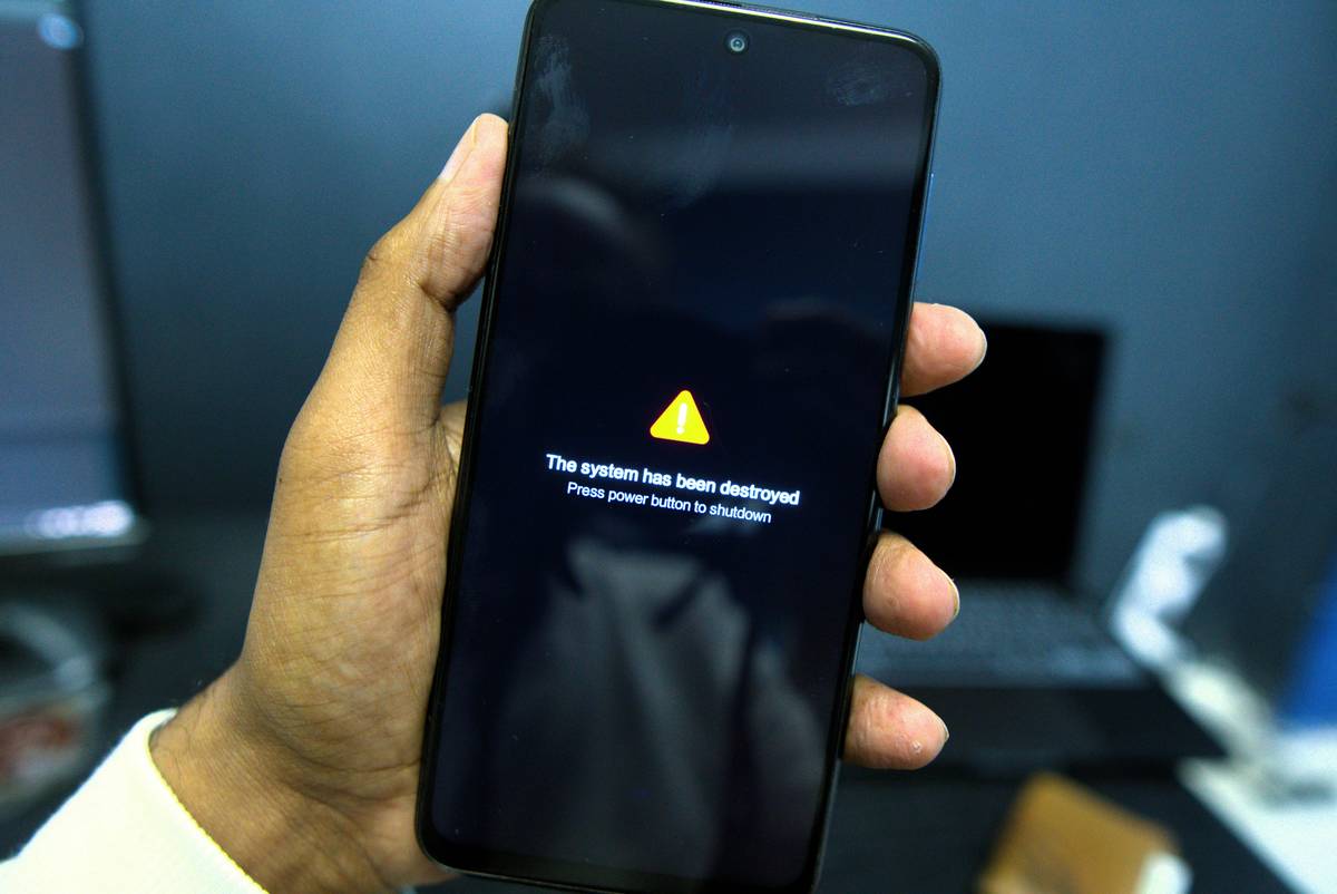 Smartphone showing real-time card lock feature for card fraud prevention